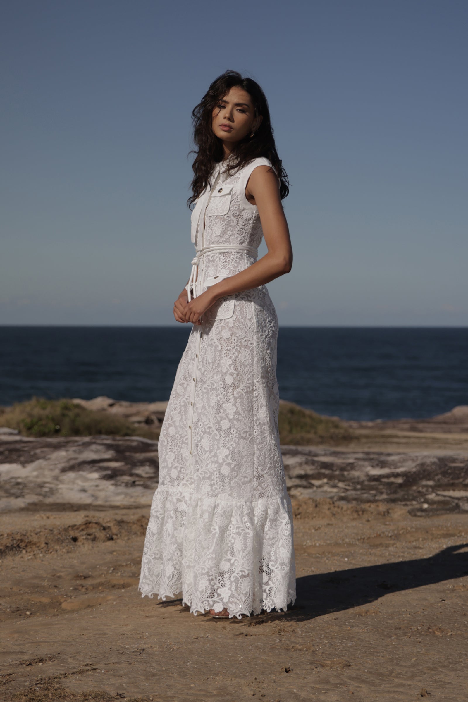 LAYAN LACE MAXI SONYA MODA LAYAN LACE MAXI SONYA MODA