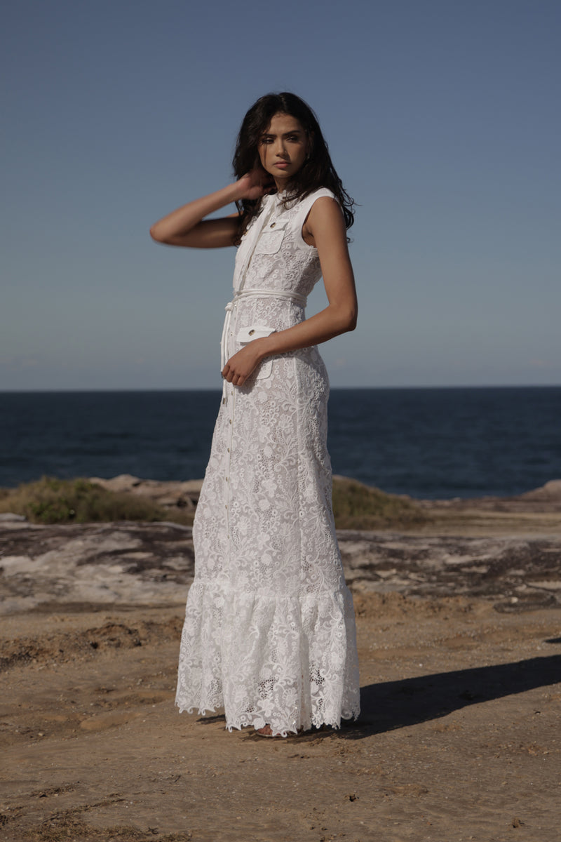 LAYAN LACE MAXI SONYA MODA LAYAN LACE MAXI SONYA MODA