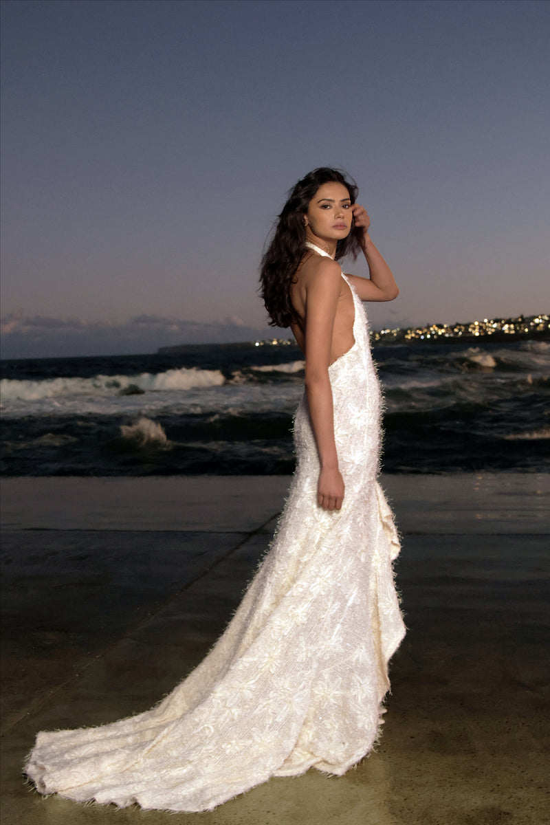 NOORAH GOWN