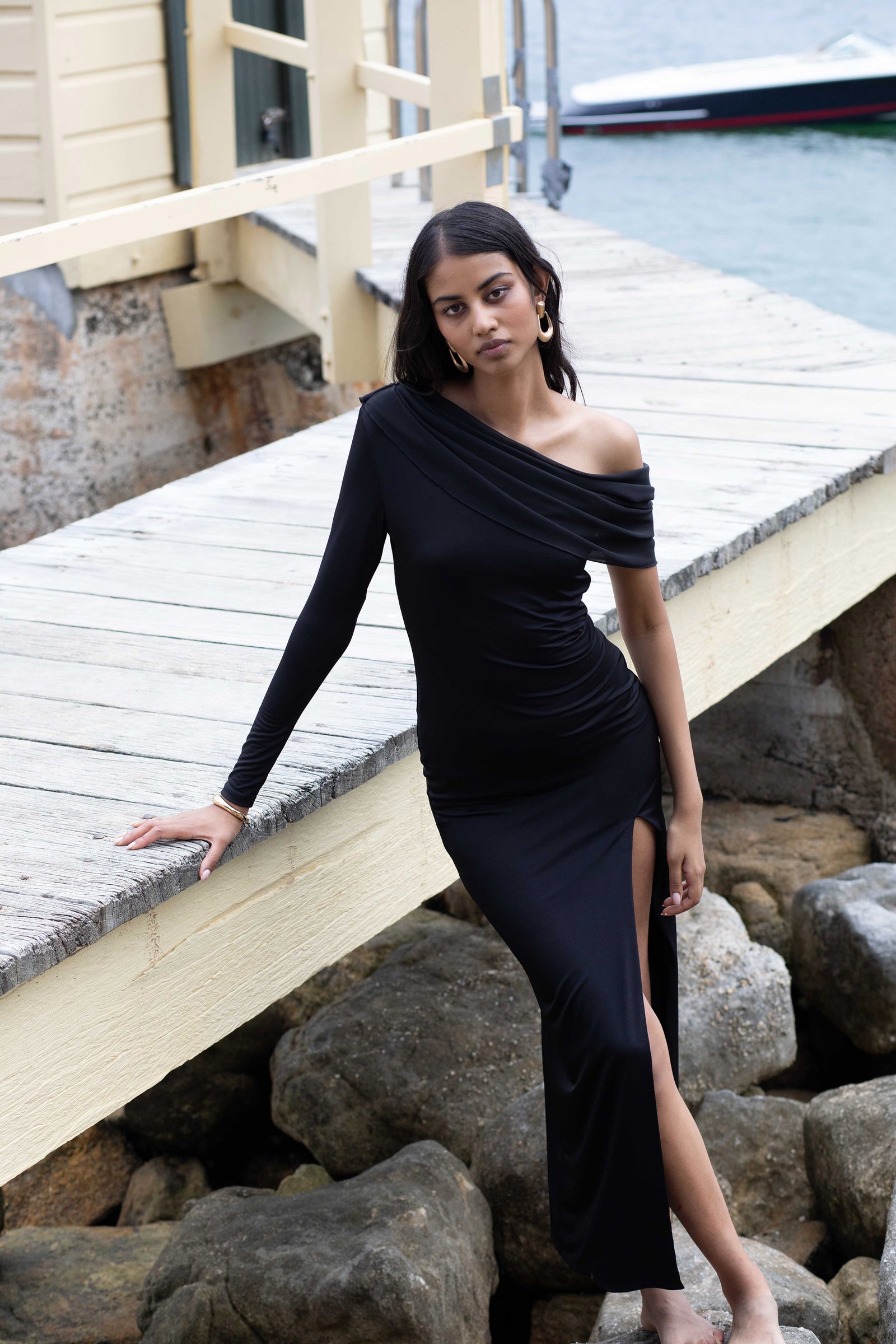 SLOANE 80s パワーウーマン　サンド SASSARI ONE SHOULDER – SONYA MODA
