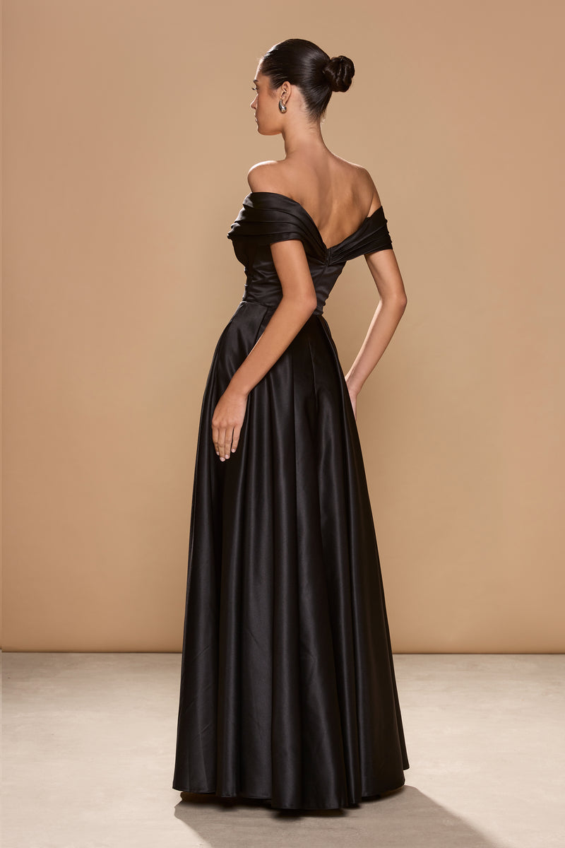 ELARA GOWN