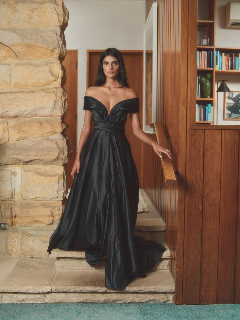 ELARA GOWN