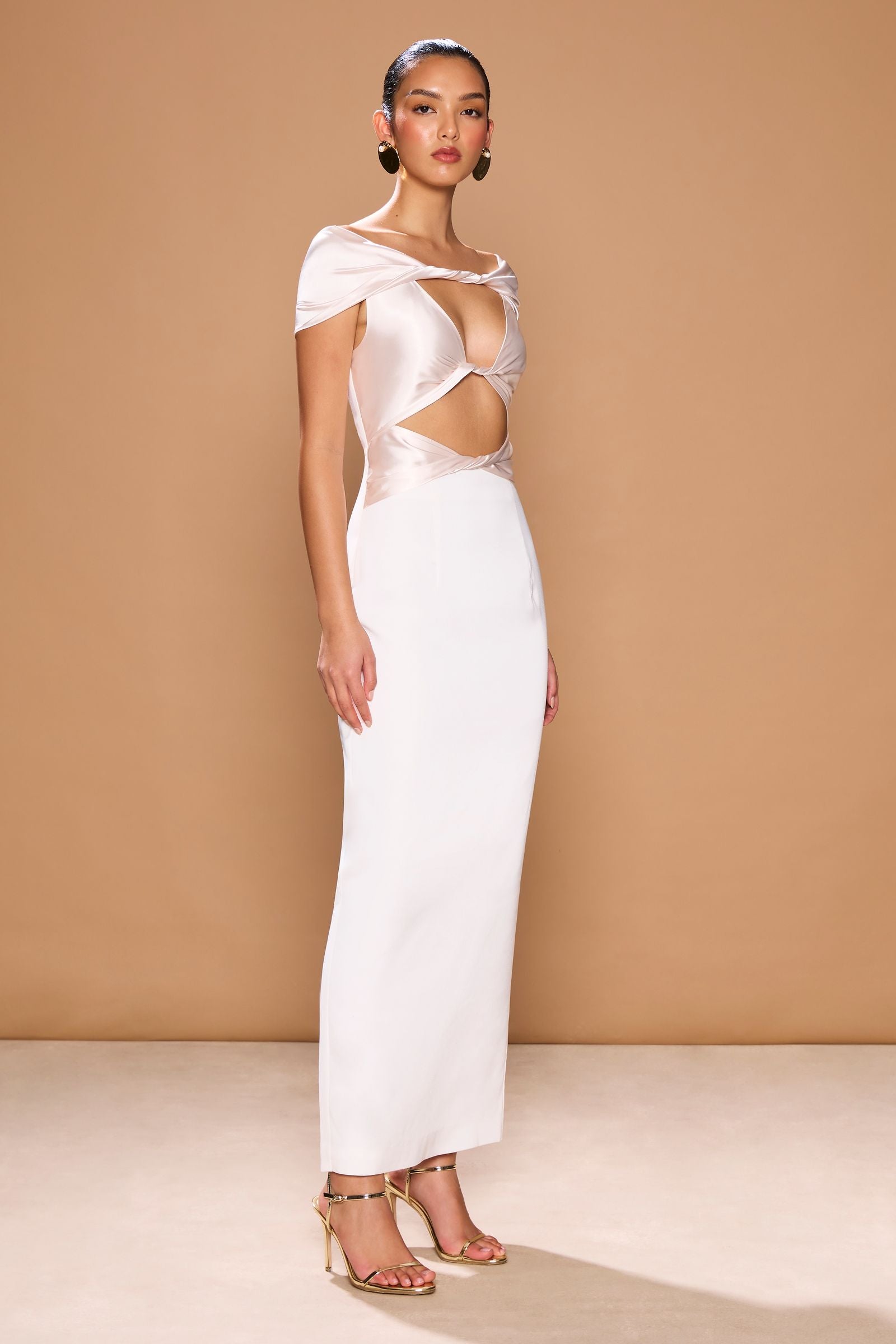 white dress embroidered Fernanda Floral Dress